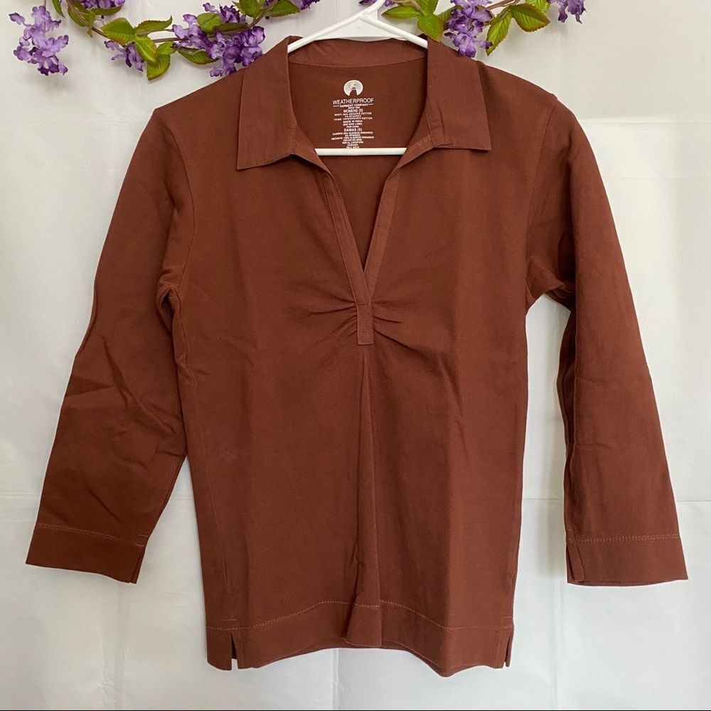 Weatherproof brand women’s brown V-neck top